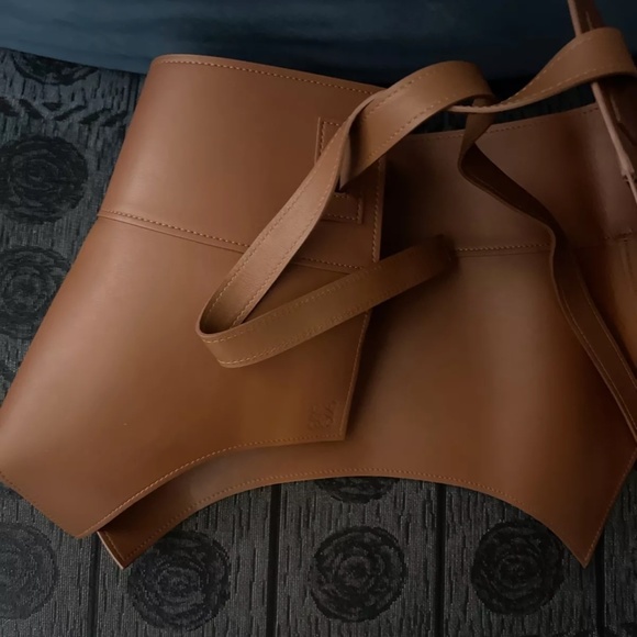 COPY - Loewe obi leather corset belt Size Small - Picture 5 of 12